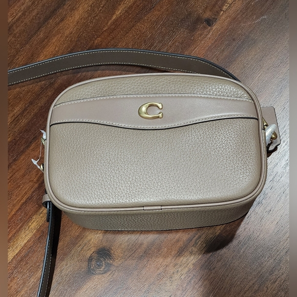 Coach Camera Bag - Picture 6 of 11